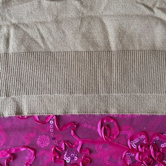 NWOT Prologue tan v neck sweater - Picture 7 of 7